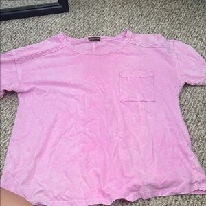Women’s pink tshirt
